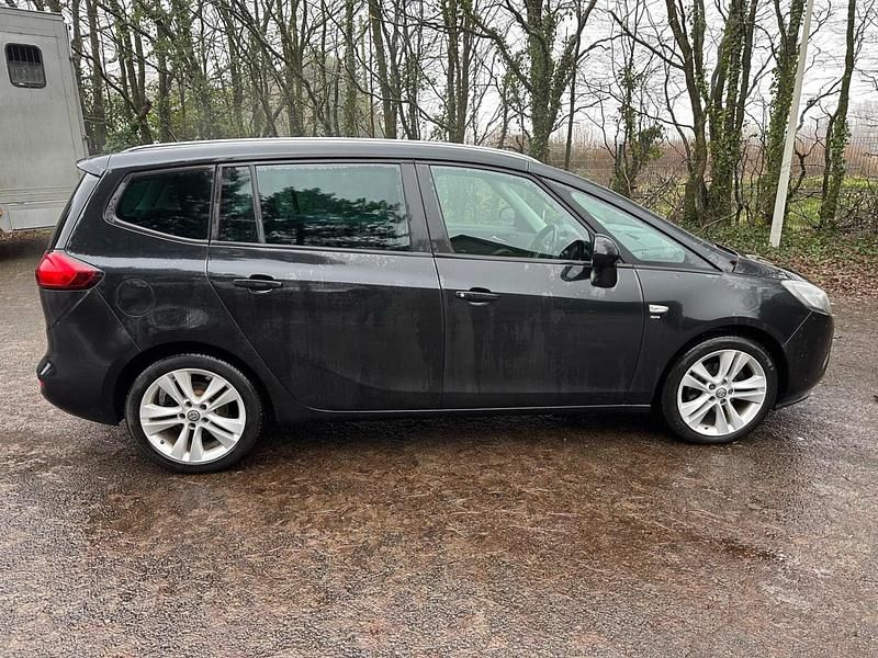 Used Vauxhall Zafira SRi 2014 Black MPV