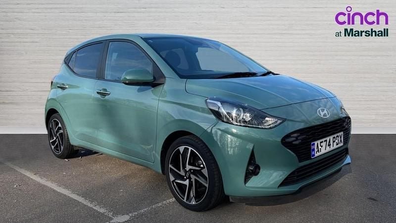Used Hyundai i10 Premium 79 HP (58 kW) 2024 Green Hatchback