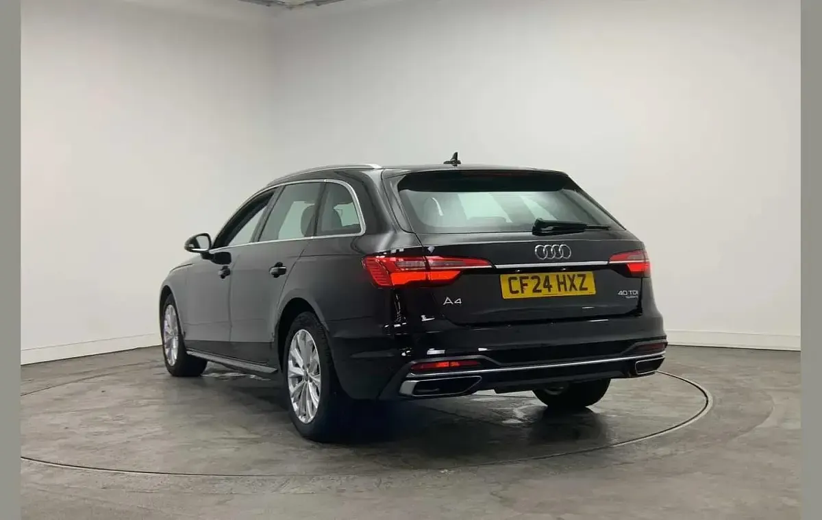 Used Audi A4 Sport 200 HP (147 kW) 2024 Black Estate