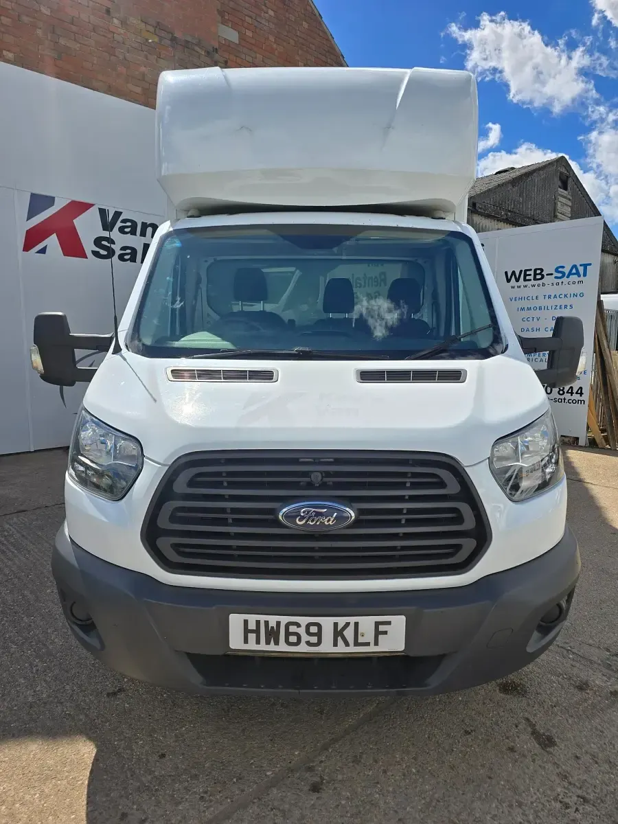 Used Ford Transit 130 HP (95 kW) 2019 White Cabriolet