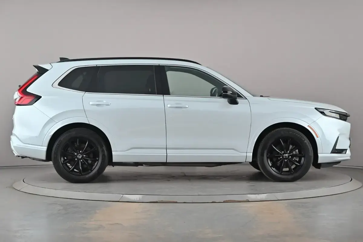 Used Honda CR-V Advance 184 HP (135 kW) 2024 White SUV