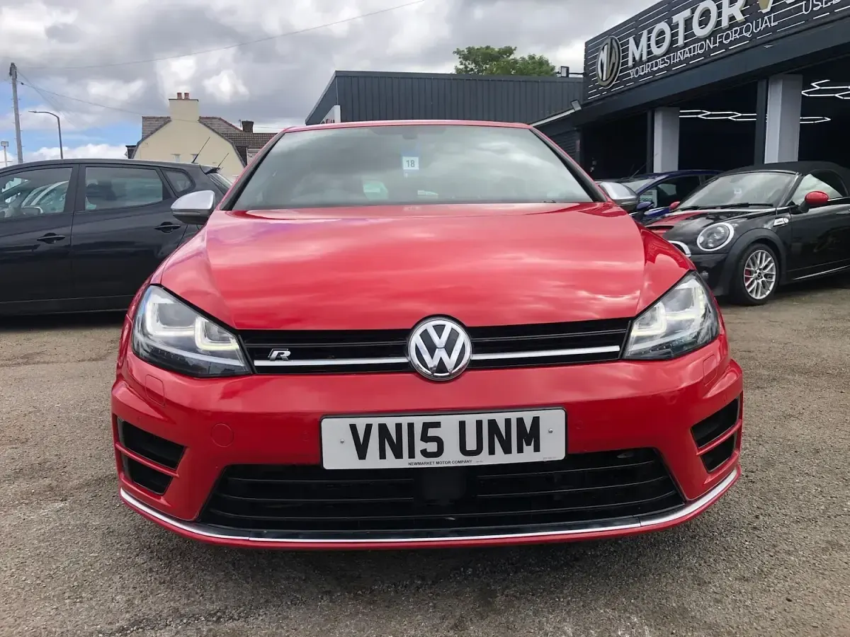 Used VW Golf VII R 2015 Red Hatchback