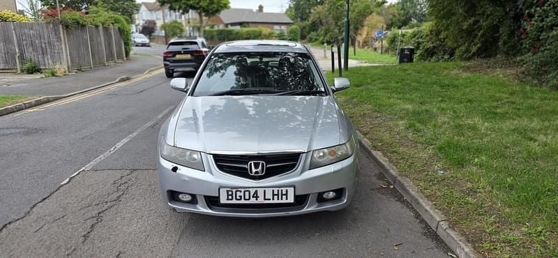Silver Used 2004 Honda Accord Executive Estate | £895 (Super price) - Image 1/4