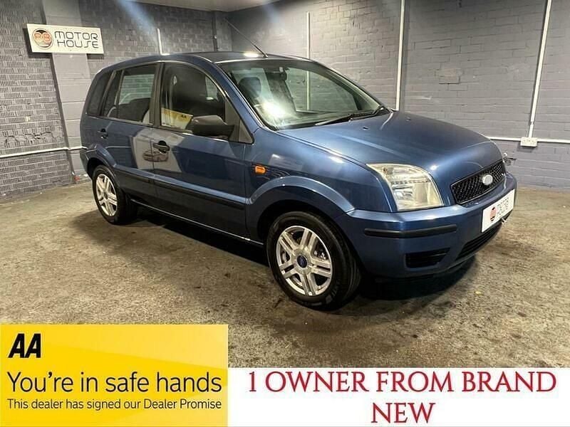Blue Used 2005 Ford Fusion Hatchback | £1,250 (Good price) - Image 1/4