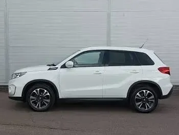 Used Suzuki Vitara SZ5 140 HP (102 kW) 2020 White SUV