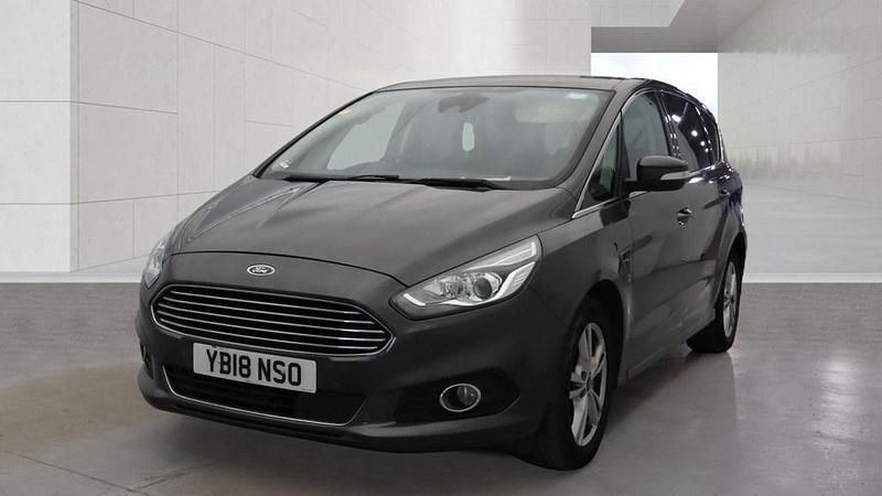 Used Ford S-MAX Titanium 180 HP (132 kW) 2018 Magnetic grey MPV
