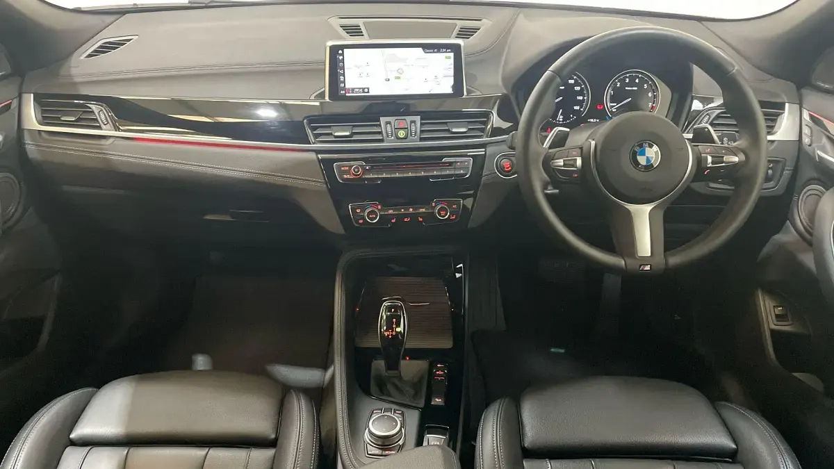 Begagnad BMW X2 M Sport 302 HK (222 kW) 2020 Svart SUV