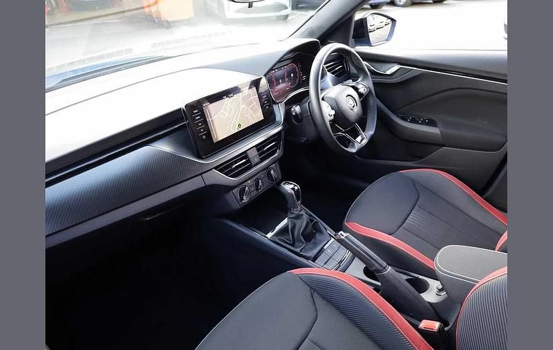 Used Skoda Kamiq Monte Carlo 147 HP (108 kW) 2022 Race blue metallic SUV