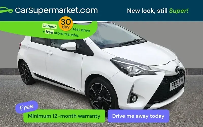 Begagnad Toyota Yaris Design 111 HK (81 kW) 2018 Halvkombi