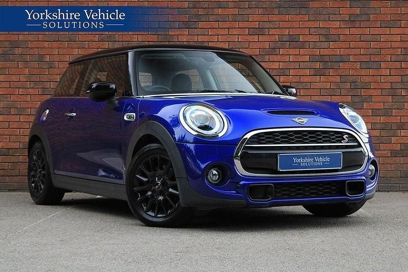 Blue Used 2019 Mini Cooper S Classic Hatchback | £14,989 (Super price) - Image 1/4