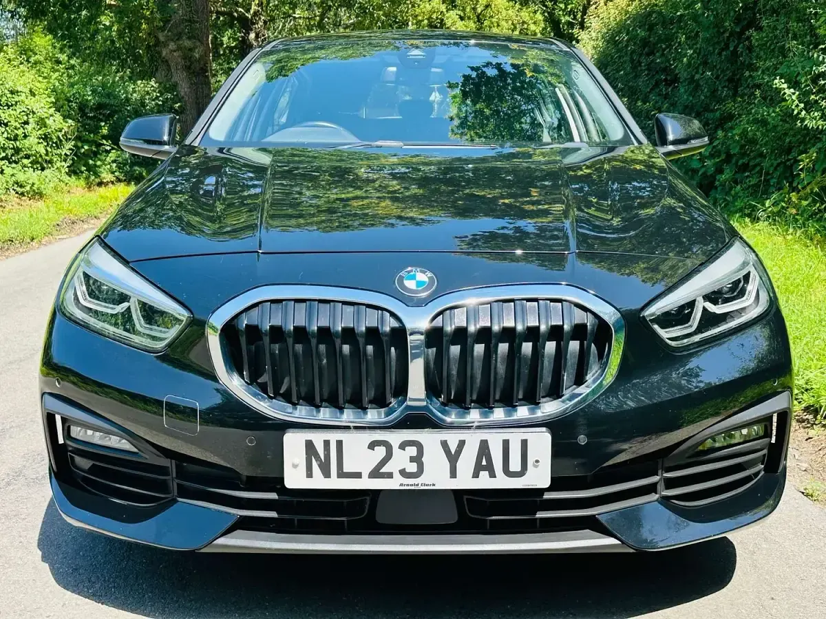 Used BMW 118 Comfort Edition 2023 Black Hatchback