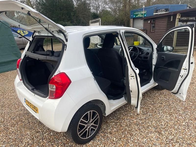 Used Suzuki Celerio SZ3 68 HP (50 kW) 2015 White Hatchback