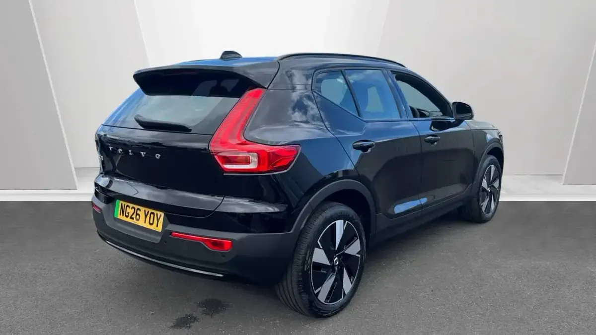 New Volvo EX40 Plus 182 kW (248 HP) 2027 SUV