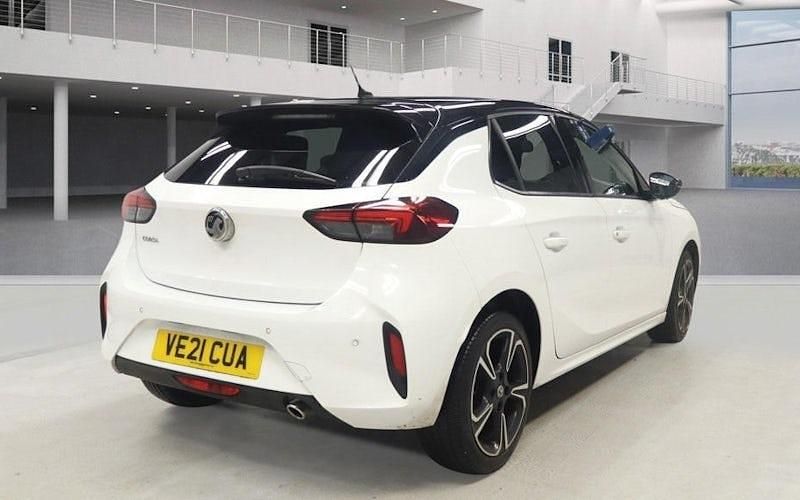 Used Vauxhall Corsa SRi 101 HP (74 kW) 2021 White Hatchback