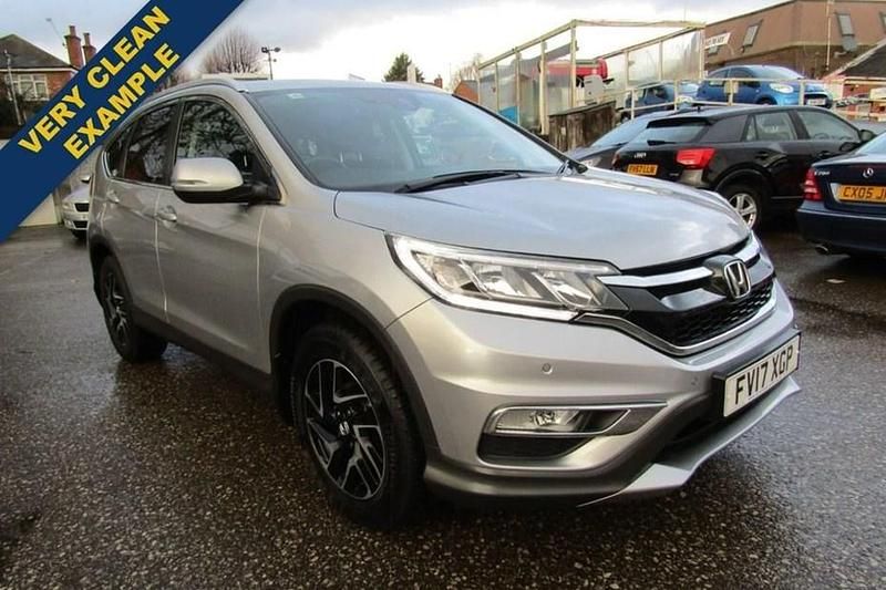 Używany Honda CR-V SE Plus 155 KM (114 kW) 2017 Srebrny SUV