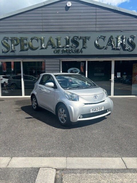 Silver Used 2013 Toyota iQ Hatchback | £6,495 (Fair price) - Image 1/4