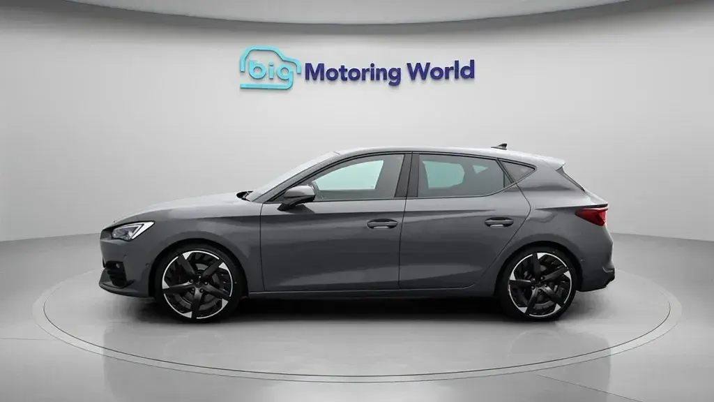 Used Cupra Leon VZ3 300 HP (220 kW) 2023 Grey Hatchback