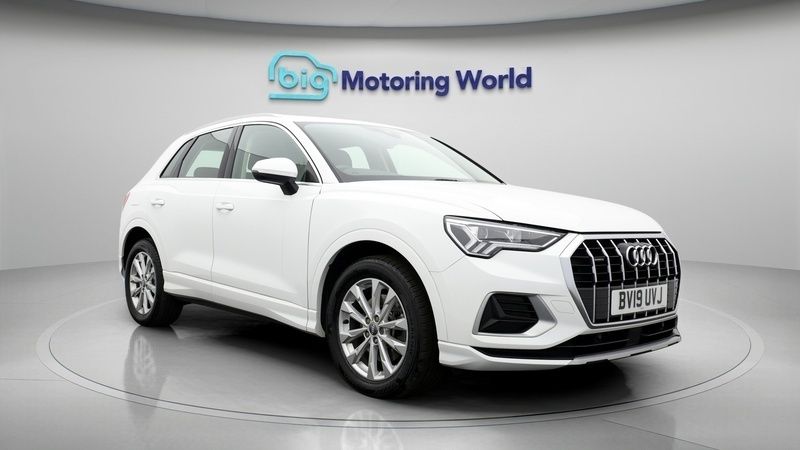 Used 2019 Audi Q3 Sport SUV | £20,200 (Good price) - Image 1/4