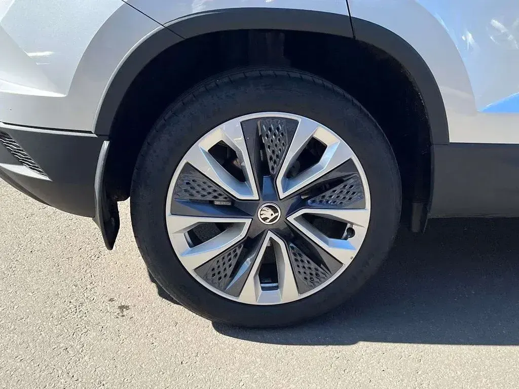 Gebraucht Skoda Karoq SE L 150 PS (110 kW) 2023 Silber SUV