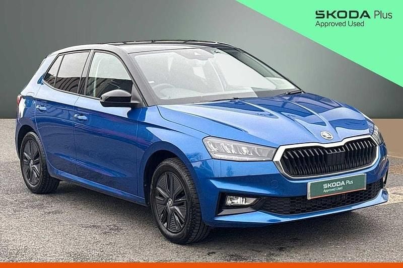 Used Skoda Fabia Design Edition 94 HP (69 kW) 2025 Race blue metallic black magic pearl effect Hatchback