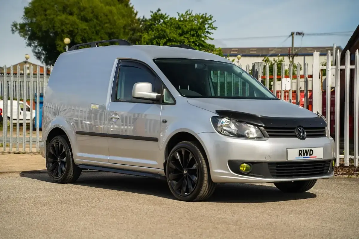 Used VW Caddy Highline 102 HP (75 kW) 2014 Silver MPV