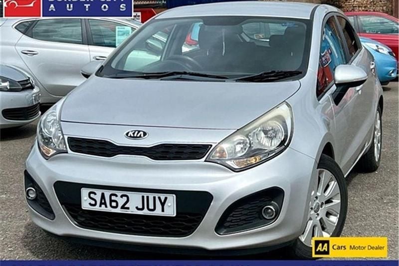 Silver Used 2012 Kia Rio 2 Hatchback | £4,295 (Fair price) - Image 1/4