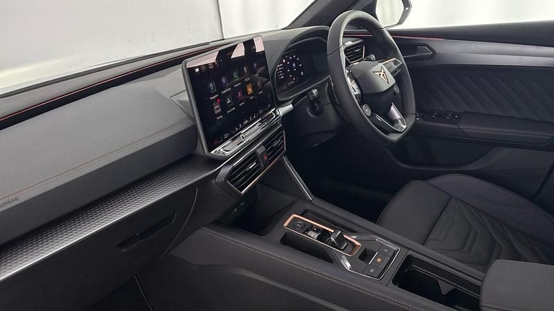 Used Cupra Leon 300 HP (220 kW) 2026 Unlisted Hatchback