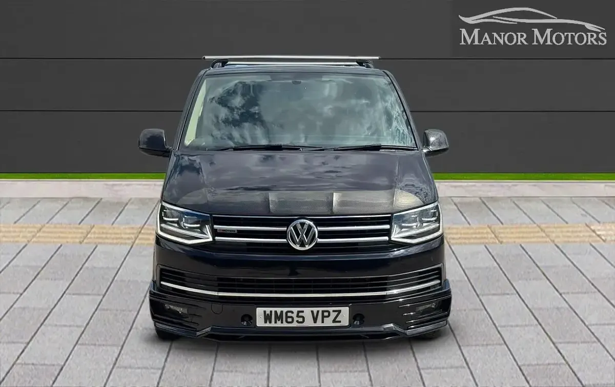 Used VW Caravelle Executive 204 HP (150 kW) 2016 Black Van
