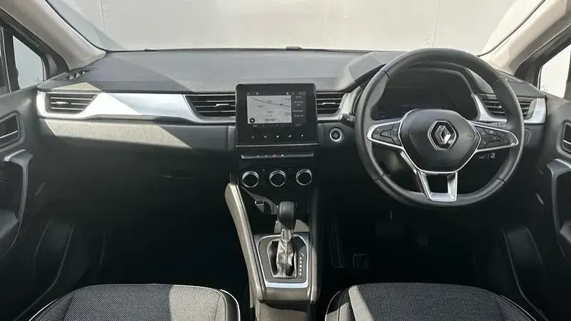Used Renault Captur Techno 145 HP (106 kW) 2024 Grey/black SUV
