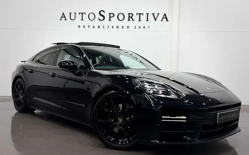 Used Porsche Panamera 354 HP (260 kW) 2024 Hatchback