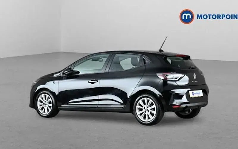 Used Renault Clio Evolution 90 HP (66 kW) 2025 Black Hatchback