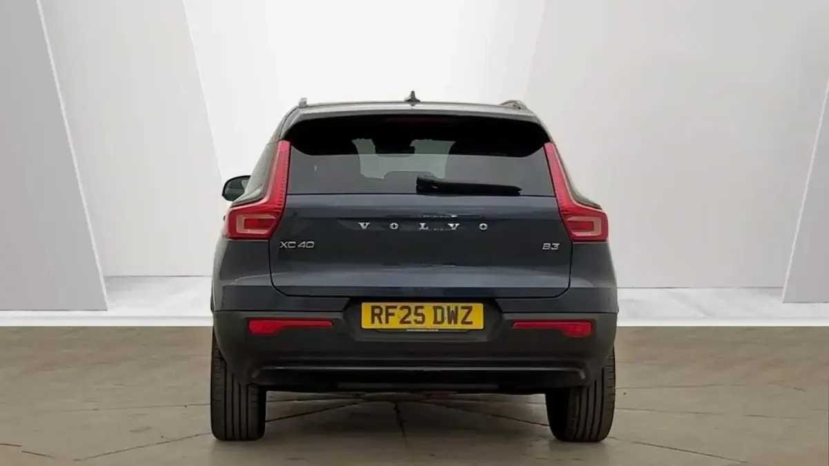 Used Volvo XC40 Plus 161 HP (118 kW) 2026 SUV