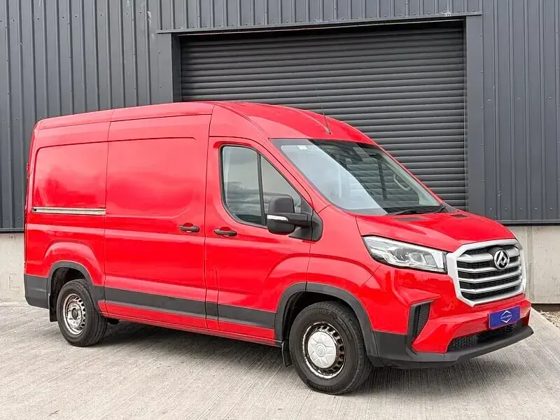 Used Maxus V90 2022 Red Van
