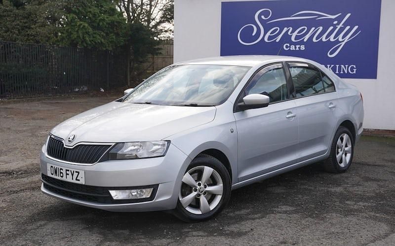 Used Skoda Rapid SE 105 HP (77 kW) 2015 Hatchback