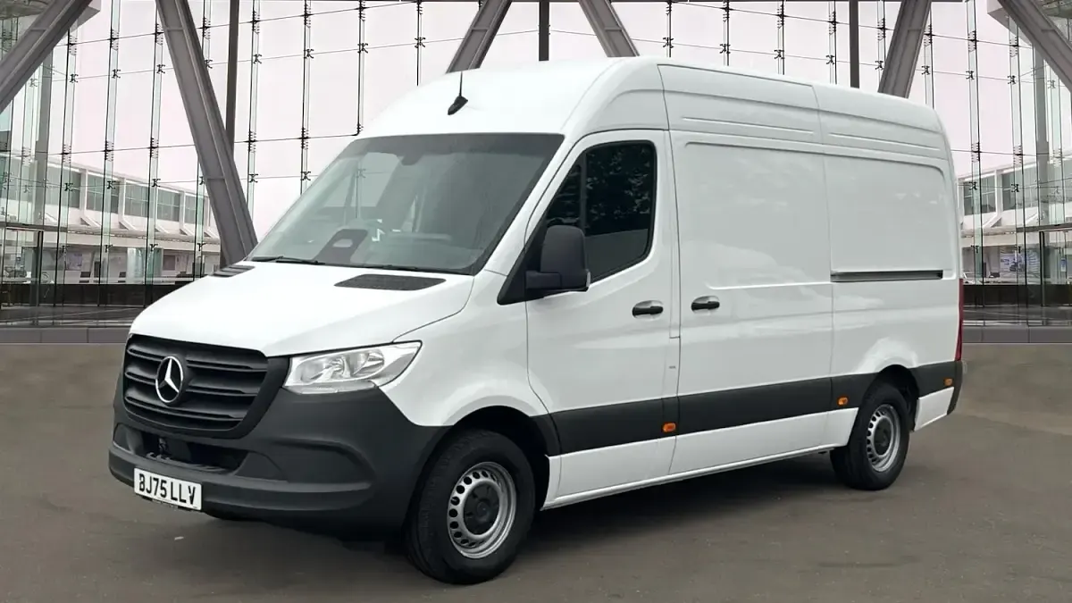 Used Mercedes Sprinter 150 HP (110 kW) 2025 White Van