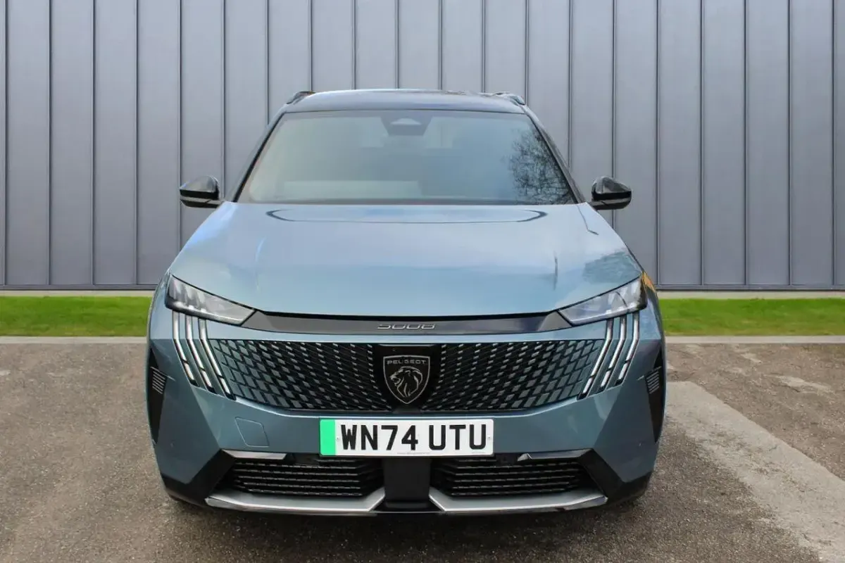 Used Peugeot 5008 GT 152 kW (207 HP) 2024 Blue SUV