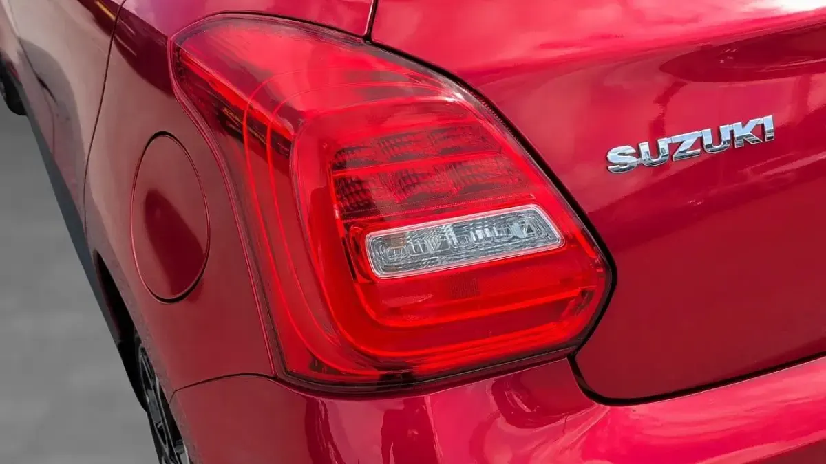 Used Suzuki Swift Sport 127 HP (93 kW) 2023 Red Hatchback