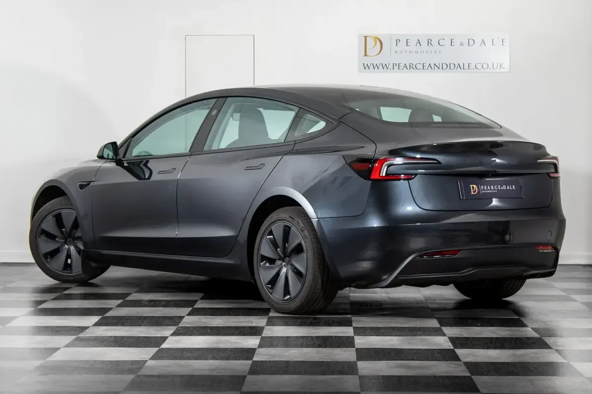 Used Tesla Model 3 RWD 235 kW (320 HP) 2026 Grey Sedan