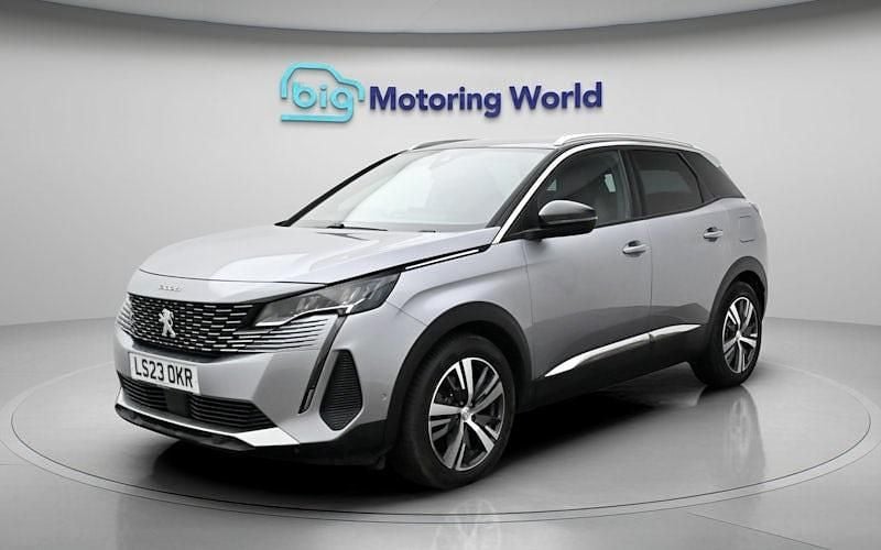 Used Peugeot 3008 Allure+ 300 HP (220 kW) 2023 Grey SUV