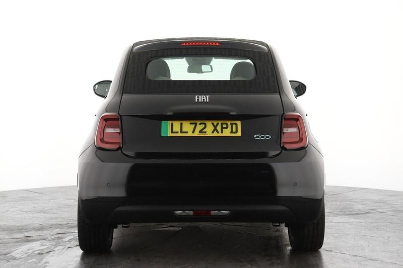 Used Fiat 500e La Prima 86 kW (118 HP) 2023 Black Cabriolet
