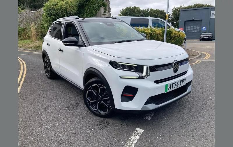 White Used 2025 Citroën e-C3 Hatchback | £19,995 - Image 1/4