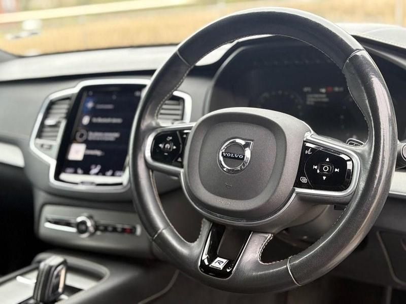 Used Volvo XC90 R-Design 235 HP (172 kW) 2019 Blue SUV