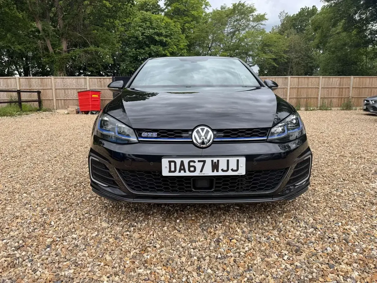 Used VW Golf VII GTE 204 HP (150 kW) 2017 Black Hatchback