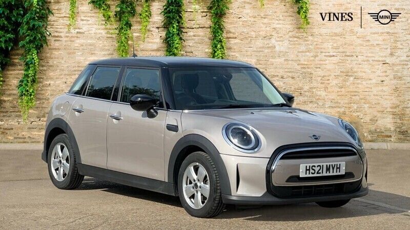 Grey Used 2021 Mini Cooper Classic Hatchback | £17,300 (Fair price) - Image 1/4