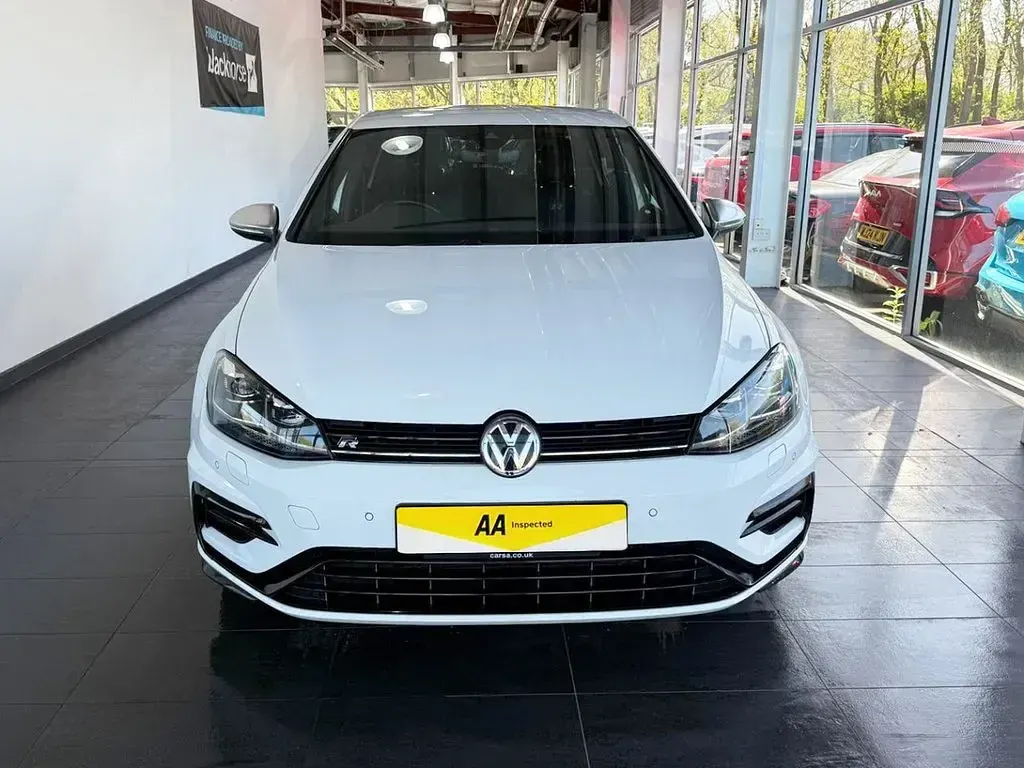 Used VW Golf VII R 300 HP (220 kW) 2020 White Hatchback