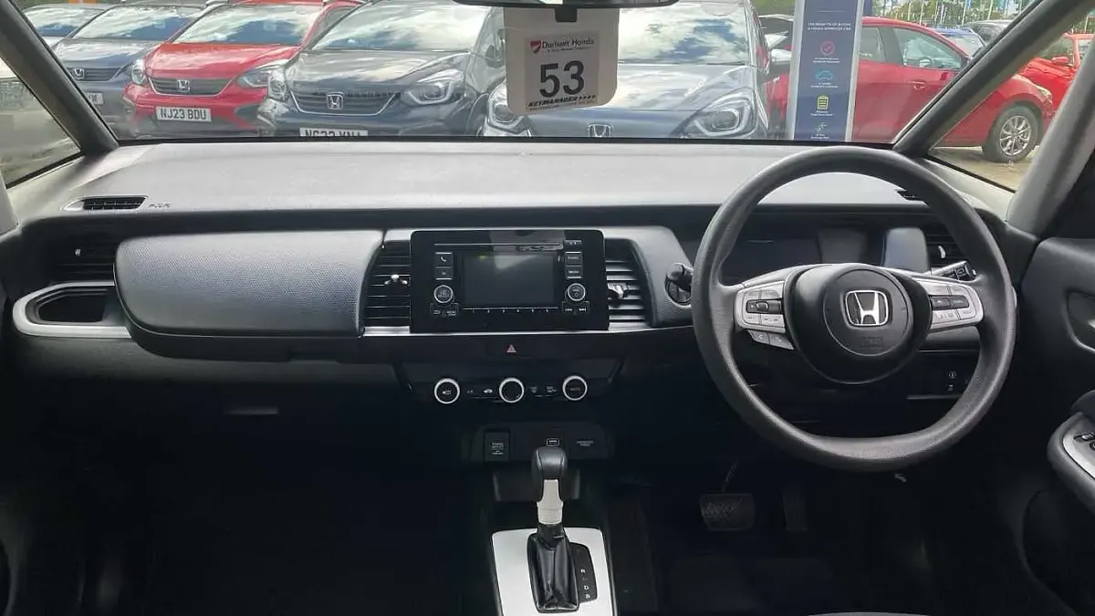Używany Honda Jazz Hybrid 109 KM (80 kW) 2022 Niebieski Hatchback