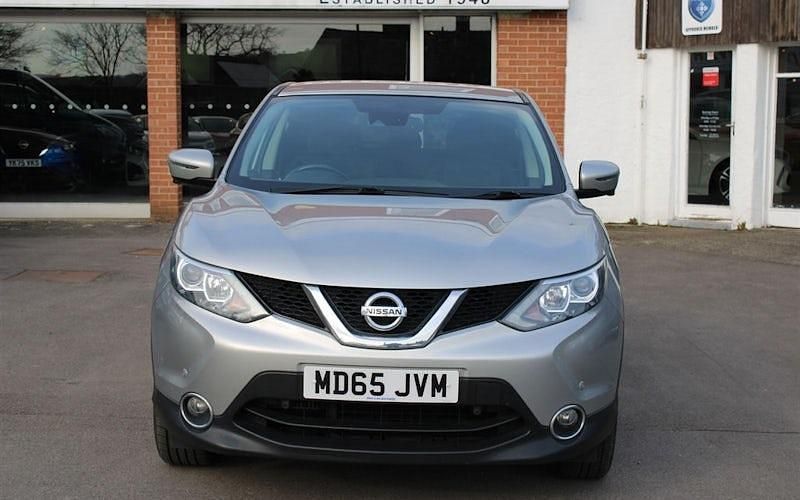Used Nissan Qashqai N-TEC 110 HP (80 kW) 2015 Silver SUV
