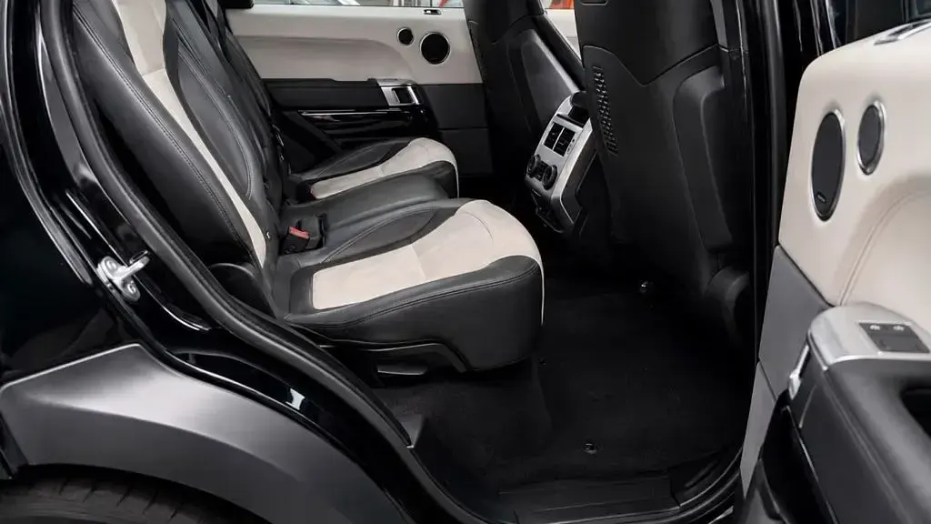 Used Land Rover Range Rover Sport SVR 575 HP (422 kW) 2022 Black SUV