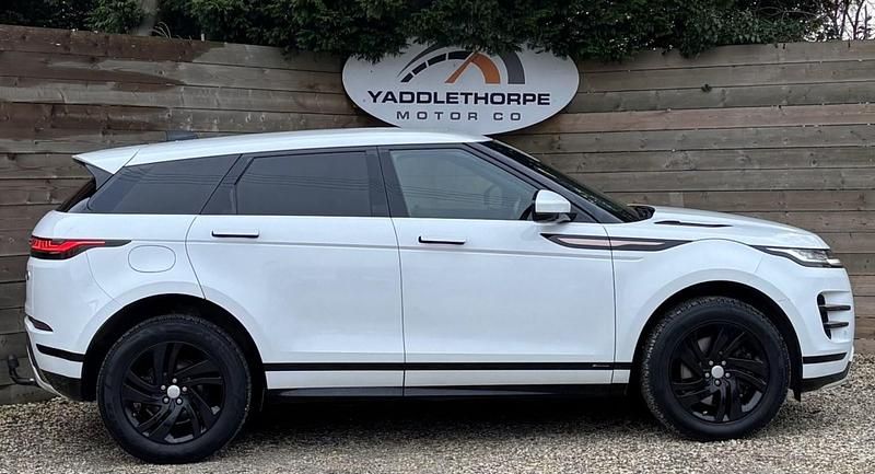 Used Land Rover Range Rover evoque R-Dynamic 2019 White Estate