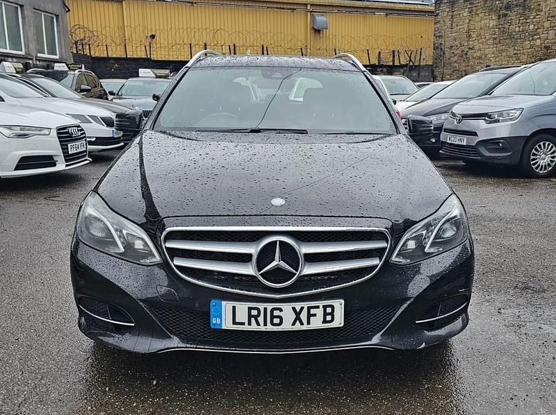 Used Mercedes E220 SE 2016 Black Estate
